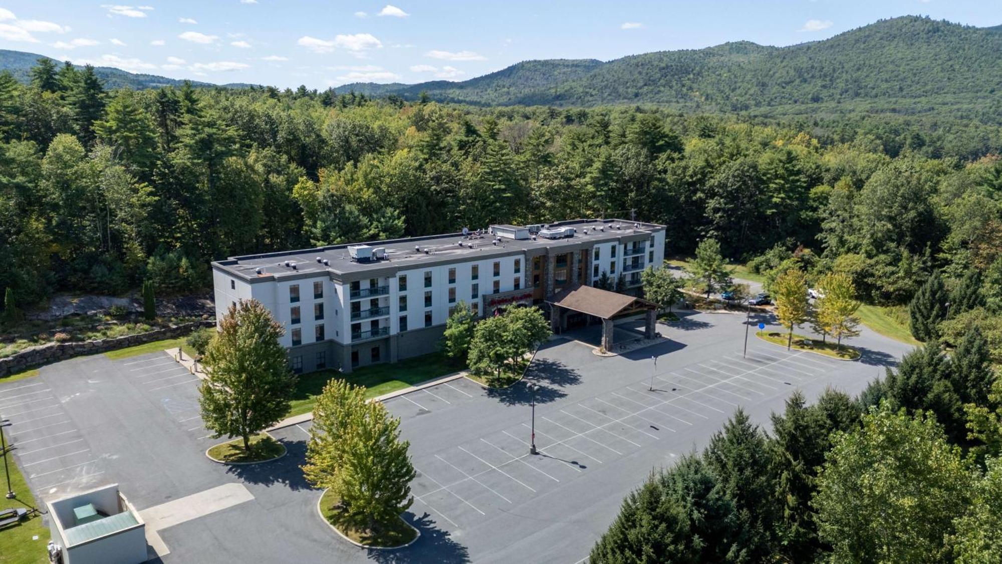 Hampton Inn & Suites Lake George Zewnętrze zdjęcie