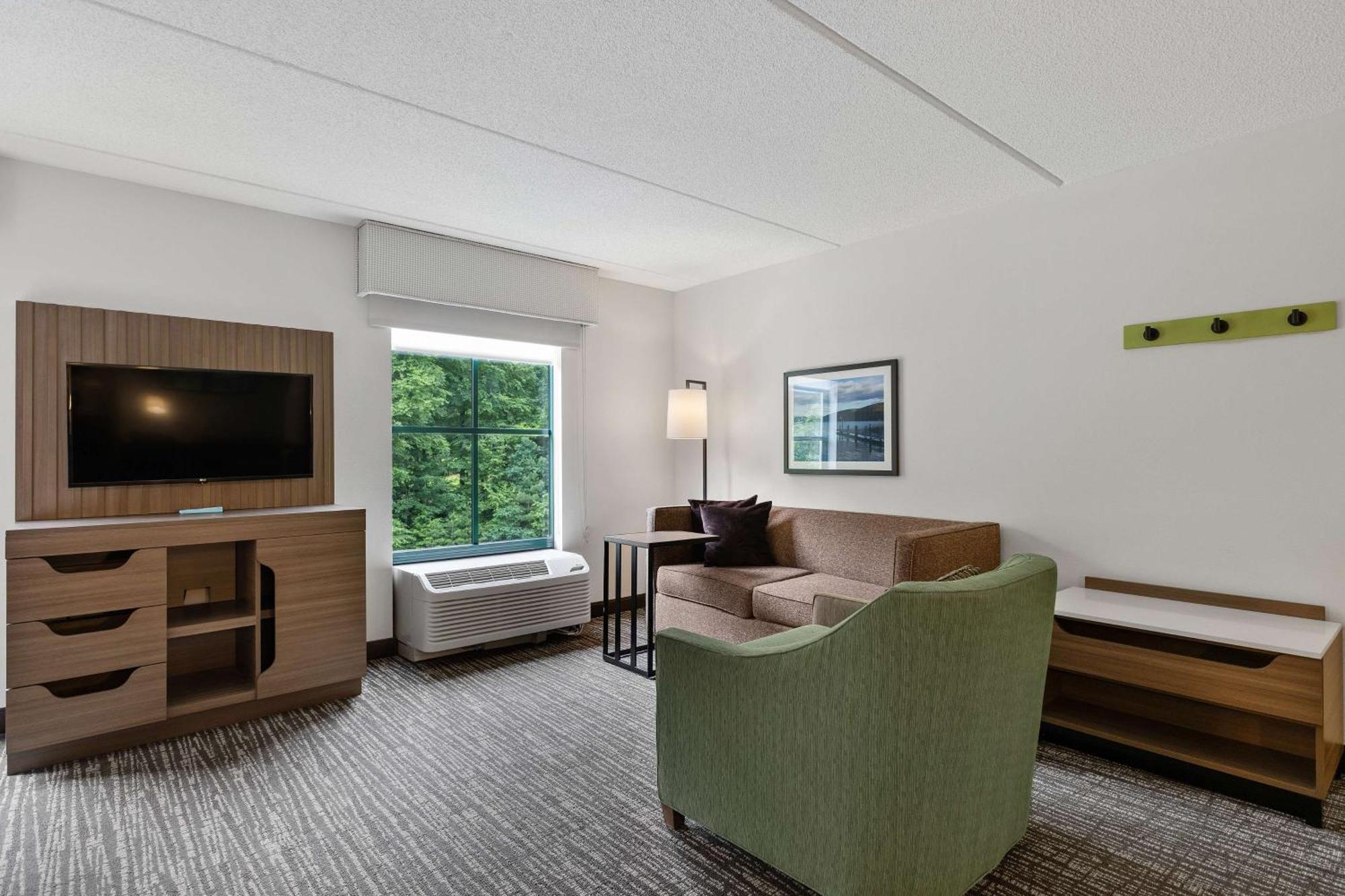 Hampton Inn & Suites Lake George Zewnętrze zdjęcie